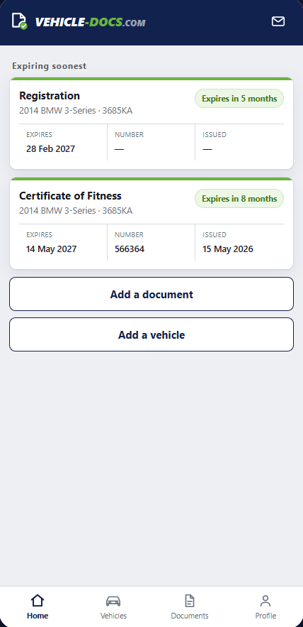 Vehicle-Docs home screen listing registration and fitness expiry dates